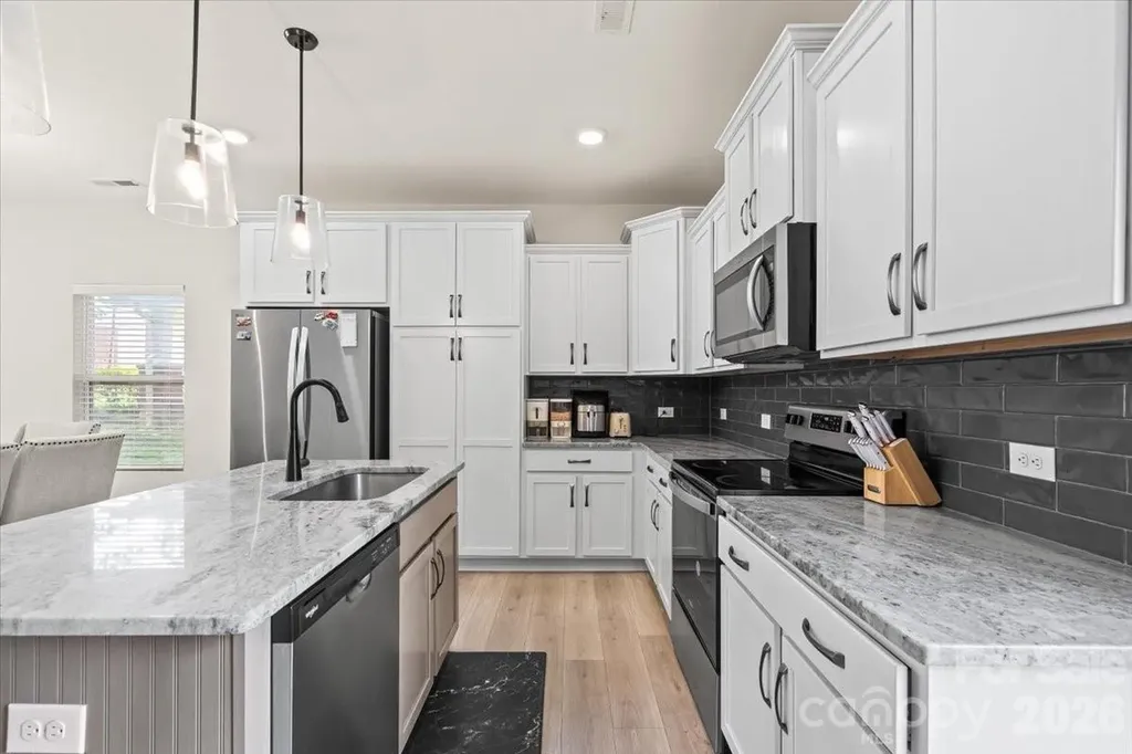 4627 Shattalon Drive Winston Salem NC 27106