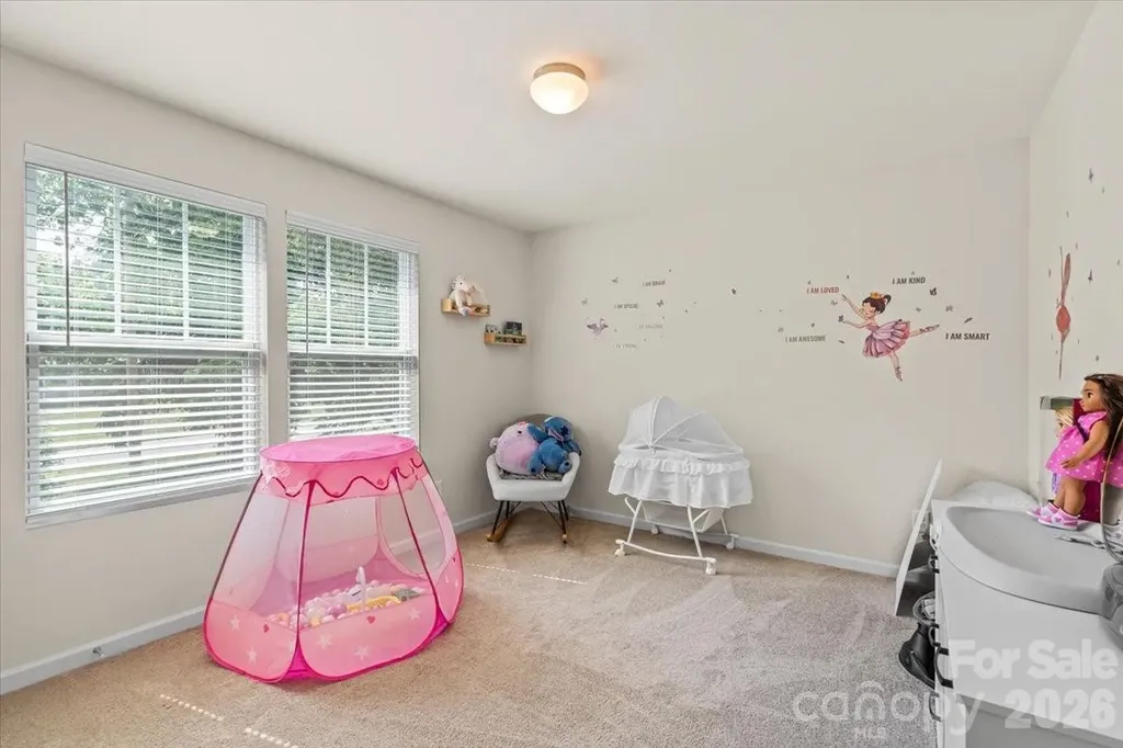 4627 Shattalon Drive Winston Salem NC 27106