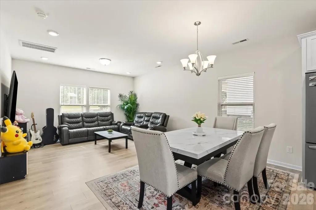 4627 Shattalon Drive Winston Salem NC 27106