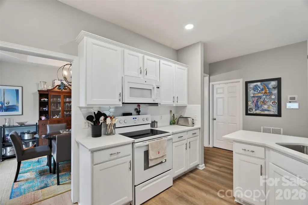 9114 Beaver Brook Way Charlotte NC 28277