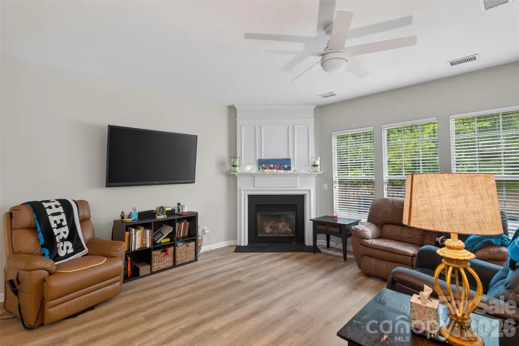 9114 Beaver Brook Way Charlotte NC 28277