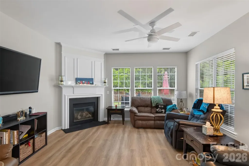 9114 Beaver Brook Way Charlotte NC 28277