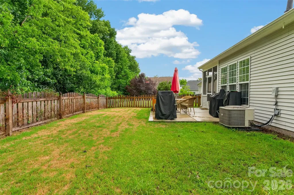 9114 Beaver Brook Way Charlotte NC 28277