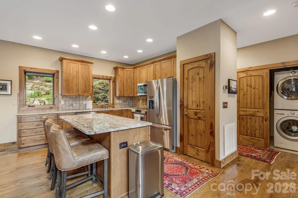 138 Bear Paw Drive Brevard NC 28712