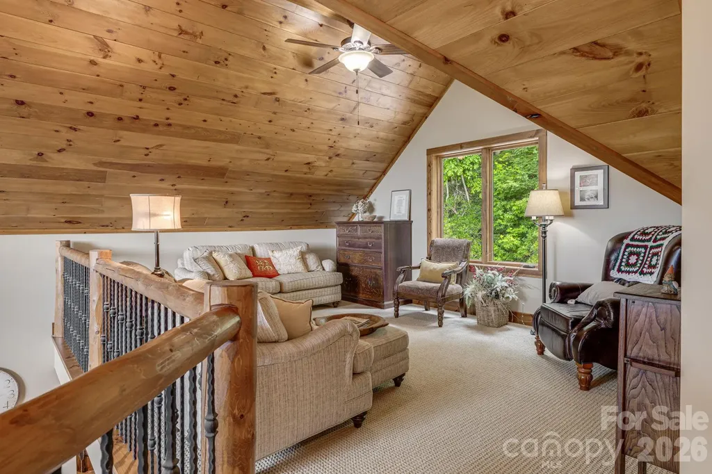 138 Bear Paw Drive Brevard NC 28712