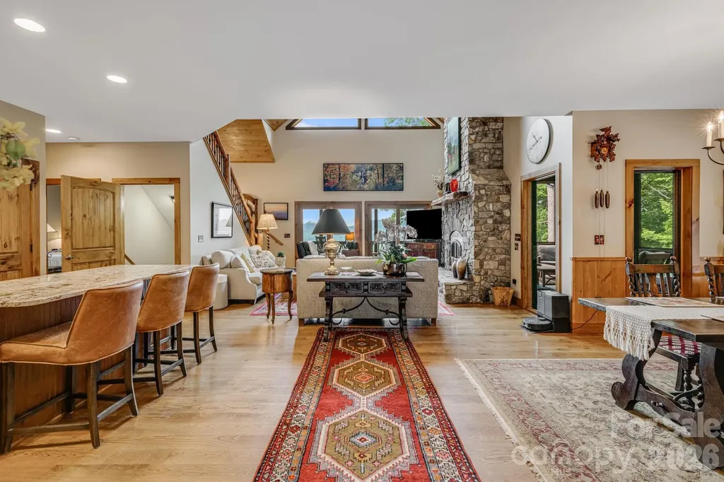 138 Bear Paw Drive Brevard NC 28712