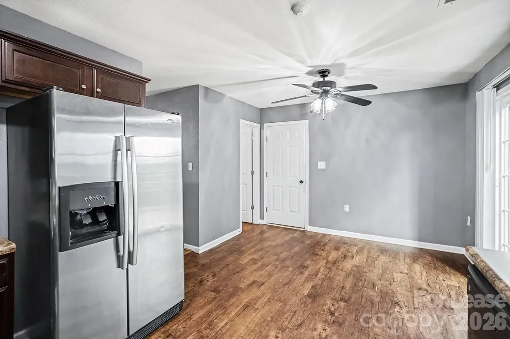 4937 Broad Leaf Court Dallas NC 28034