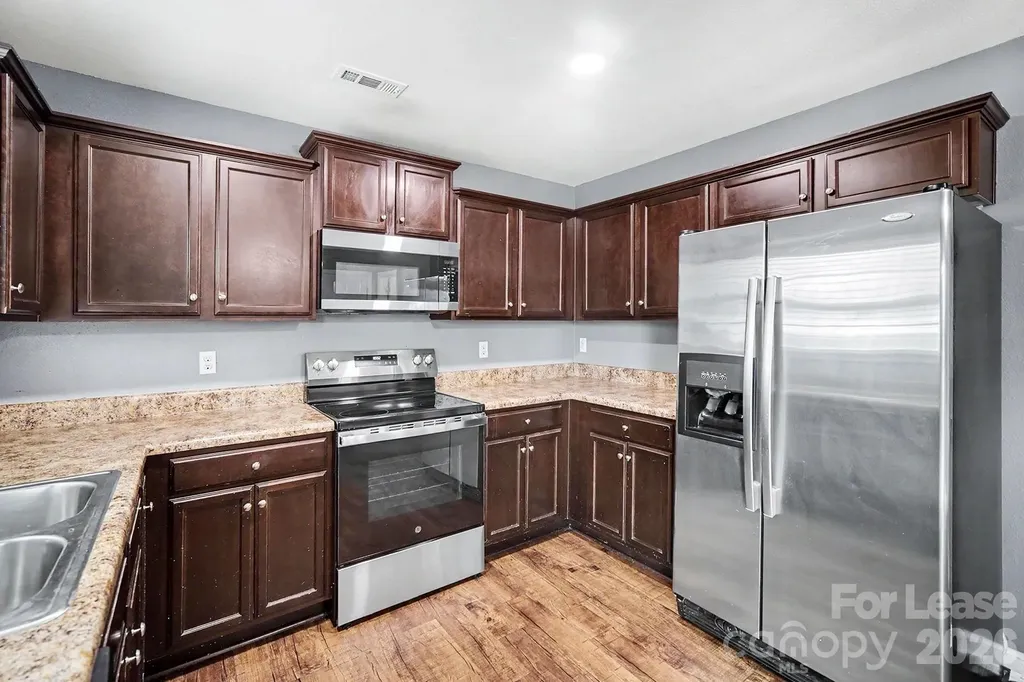 4937 Broad Leaf Court Dallas NC 28034