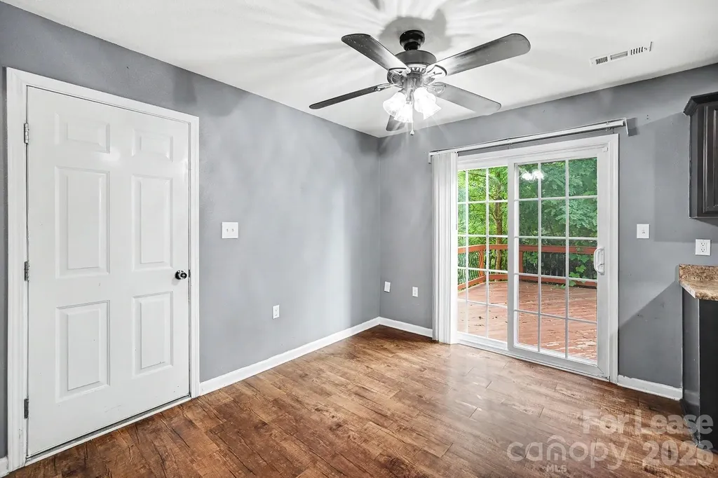 4937 Broad Leaf Court Dallas NC 28034