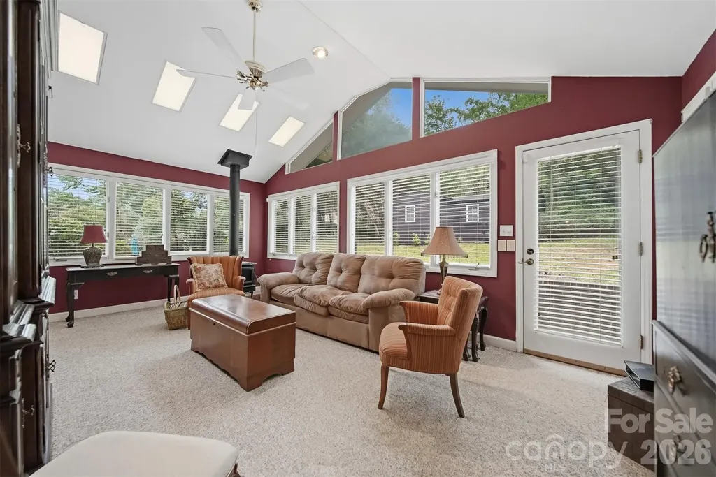 1756 12th Street Drive NW Hickory NC 28601