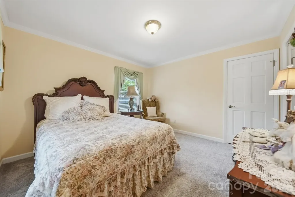 1756 12th Street Drive NW Hickory NC 28601