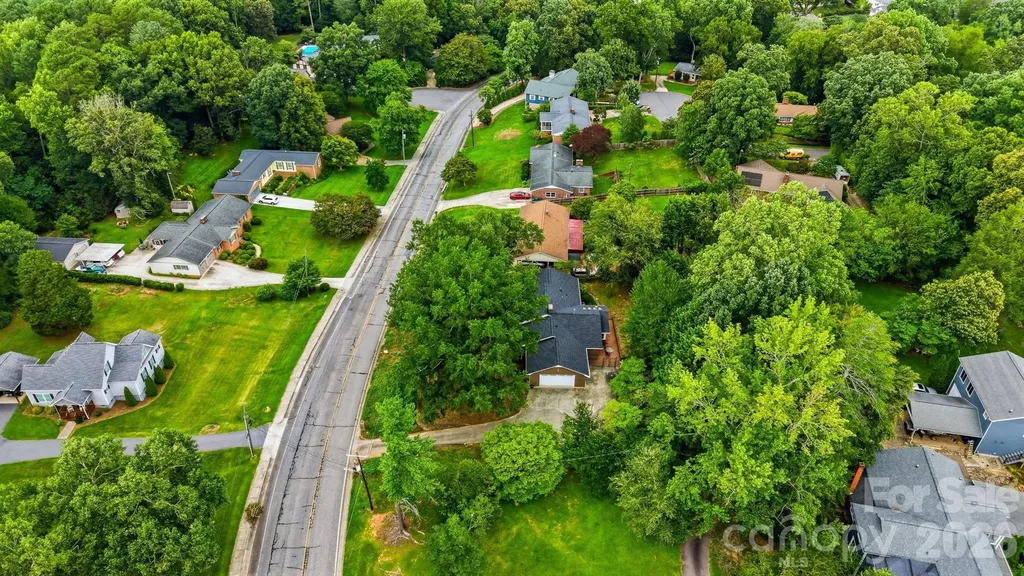 1756 12th Street Drive NW Hickory NC 28601