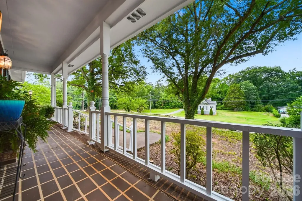 1756 12th Street Drive NW Hickory NC 28601