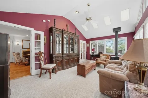 1756 12th Street Drive NW Hickory NC 28601