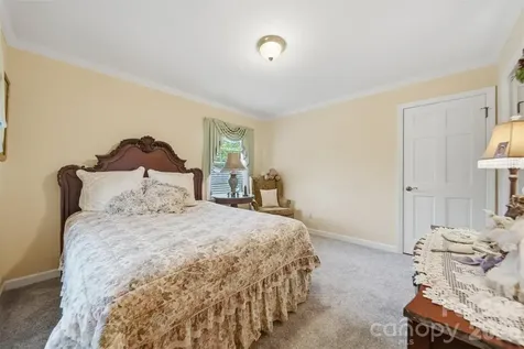 1756 12th Street Drive NW Hickory NC 28601