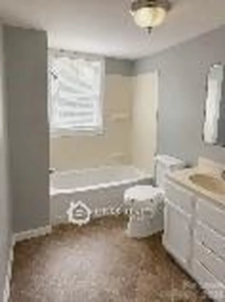 1517 7th Street Statesville NC 28677