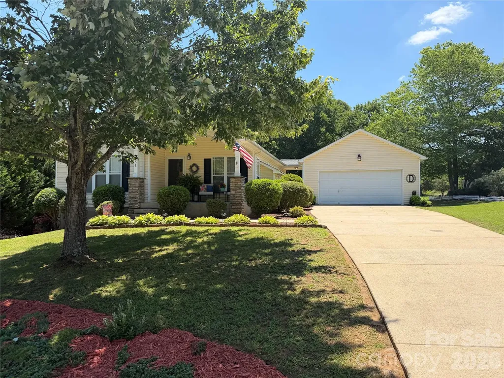 161 Winding Cedar Drive Statesville NC 28677