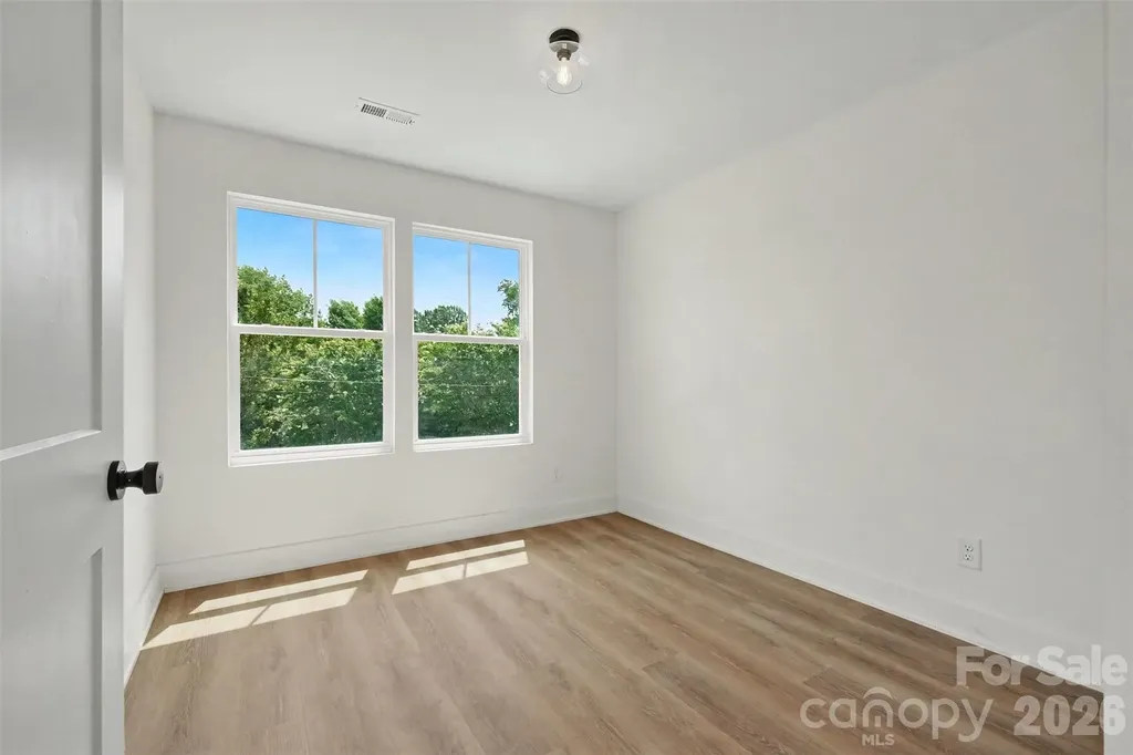 208 W Todd Lane Charlotte NC 28208