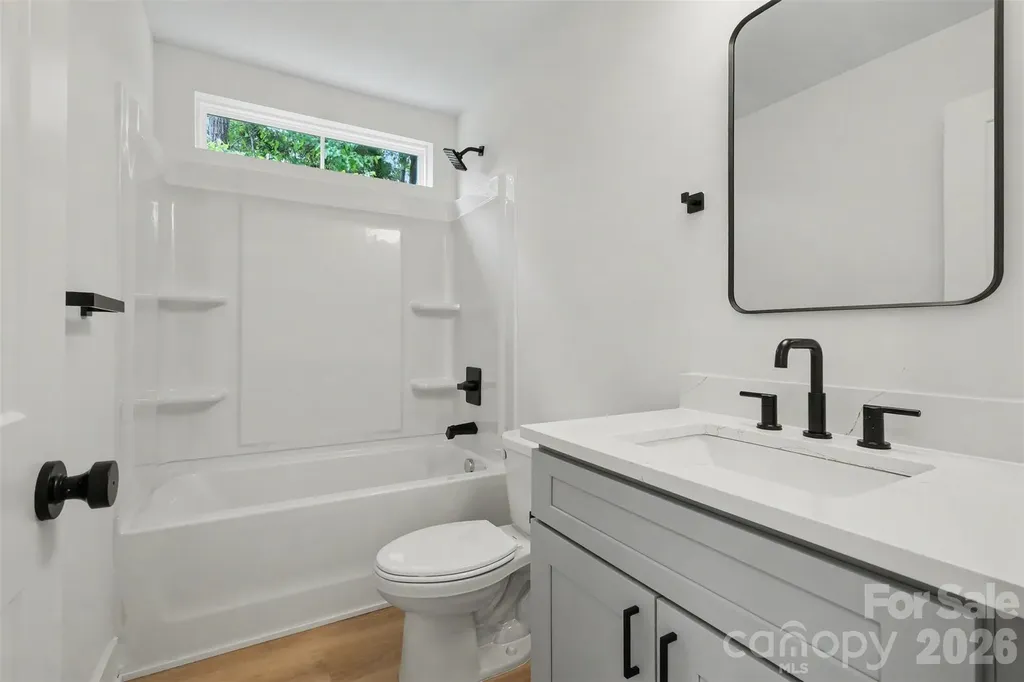 208 W Todd Lane Charlotte NC 28208