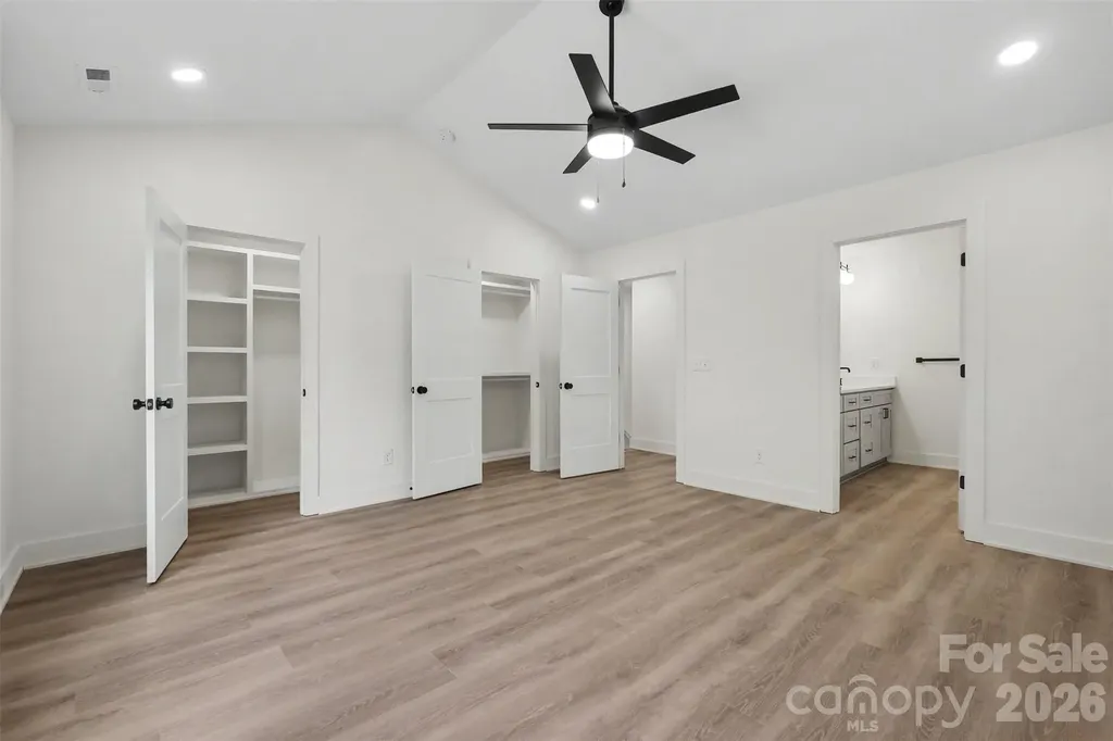 208 W Todd Lane Charlotte NC 28208