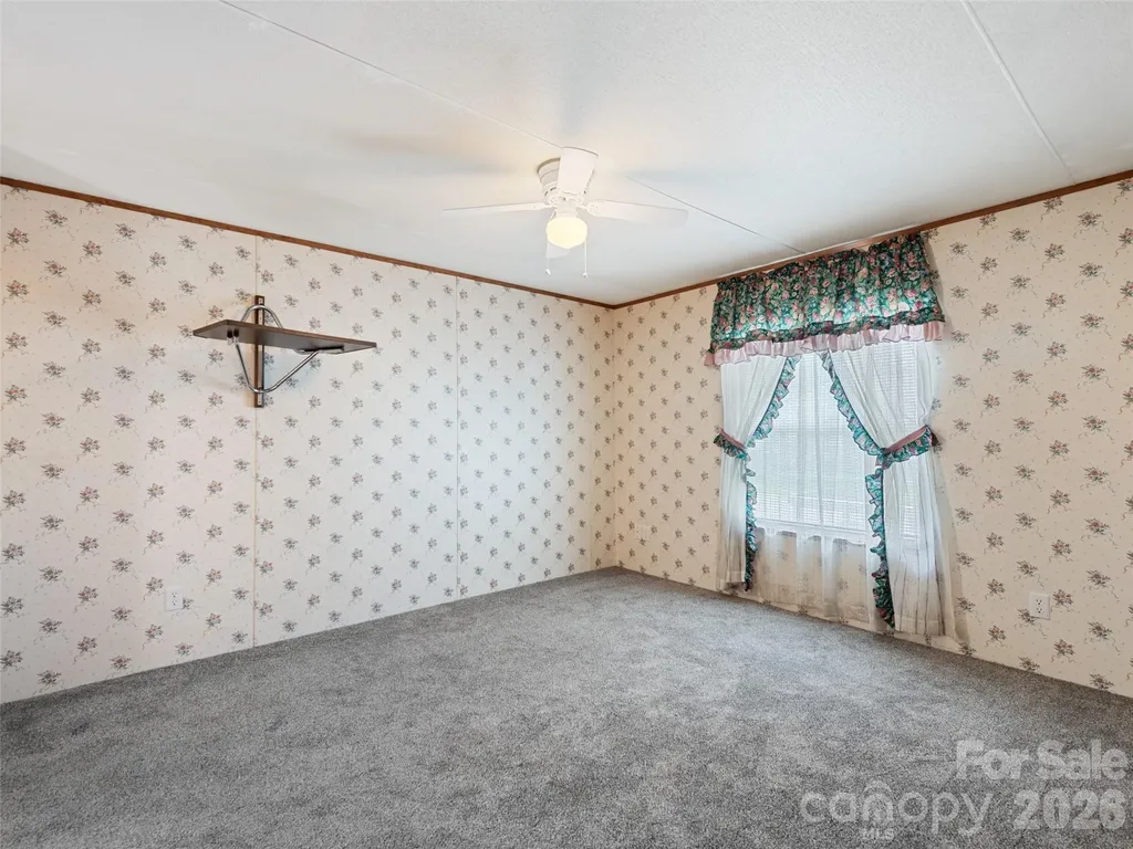 39 Spruce Street Waynesville NC 28786