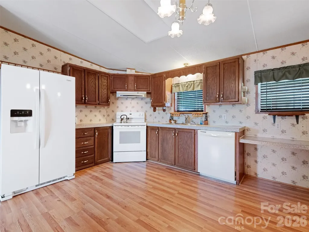 39 Spruce Street Waynesville NC 28786