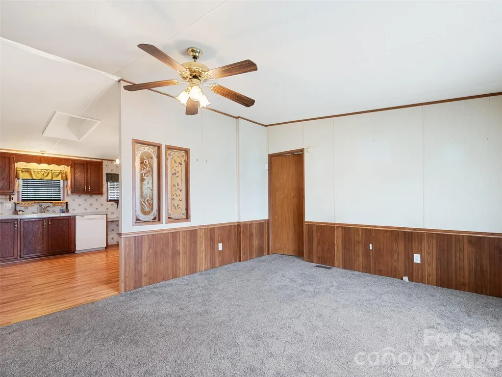 39 Spruce Street Waynesville NC 28786