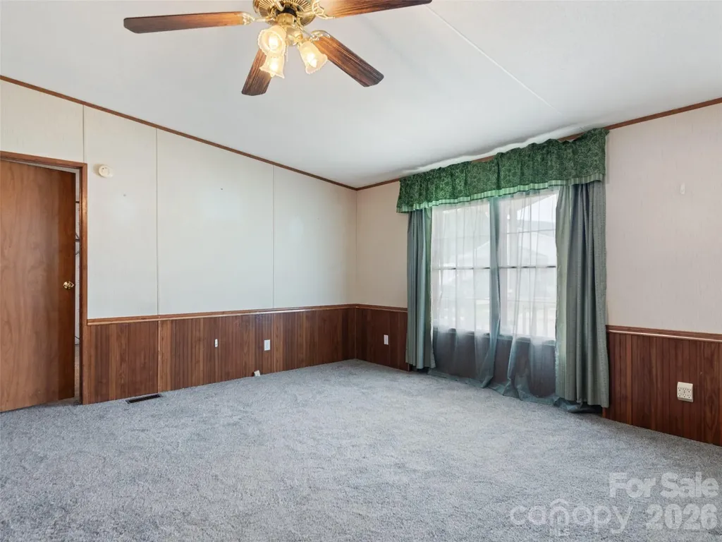 39 Spruce Street Waynesville NC 28786