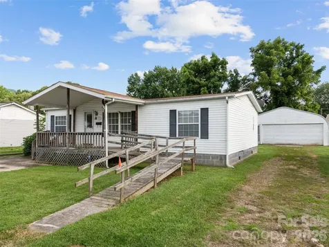 39 Spruce Street Waynesville NC 28786