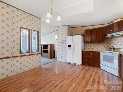 39 Spruce Street Waynesville NC 28786