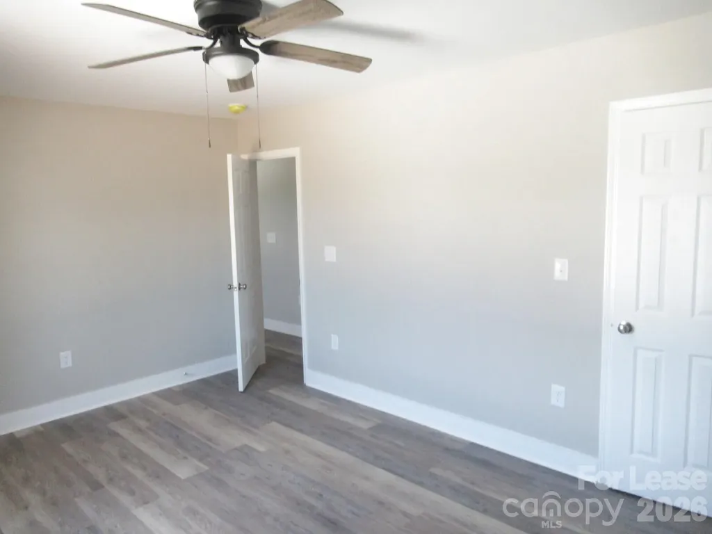 437 Northbrook Iii School Road Vale NC 28168