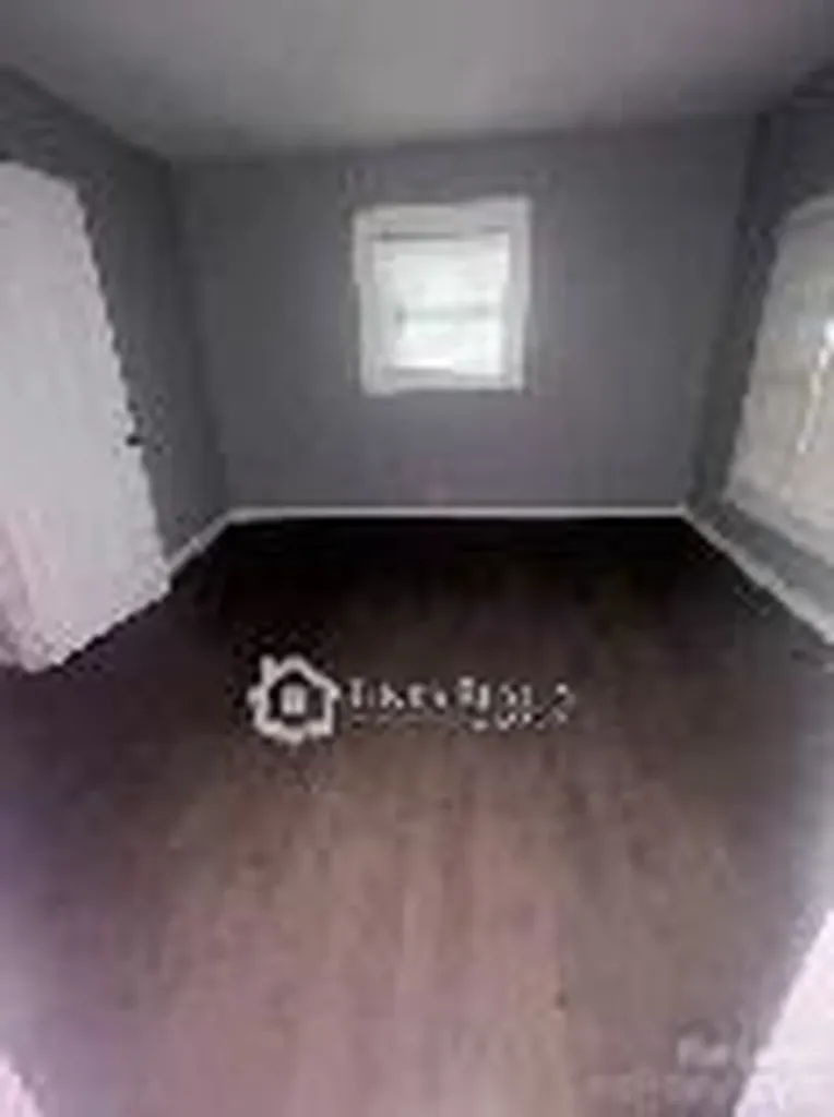 1303 Caldwell Street Statesville NC 28677