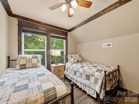 261 Yonah Drive Maggie Valley NC 28751