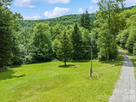 261 Yonah Drive Maggie Valley NC 28751