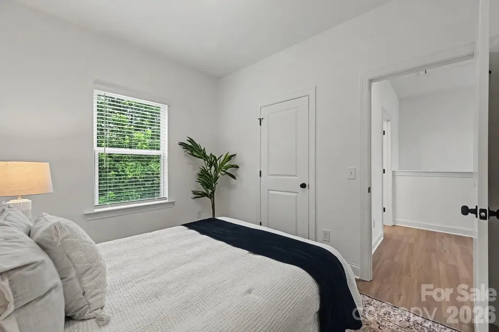 53 E 13th Street Newton NC 28658