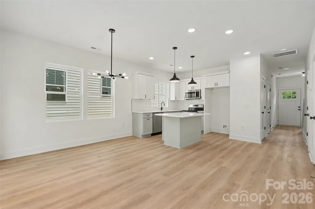 206 W Todd Lane Charlotte NC 28208