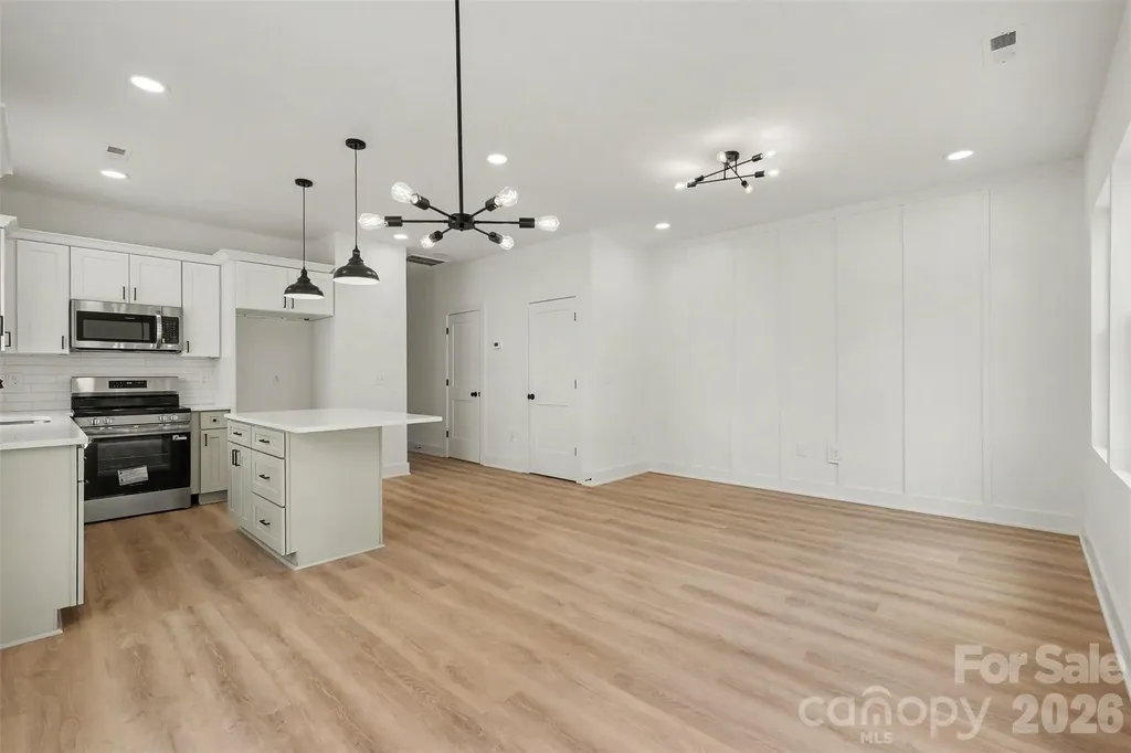 206 W Todd Lane Charlotte NC 28208