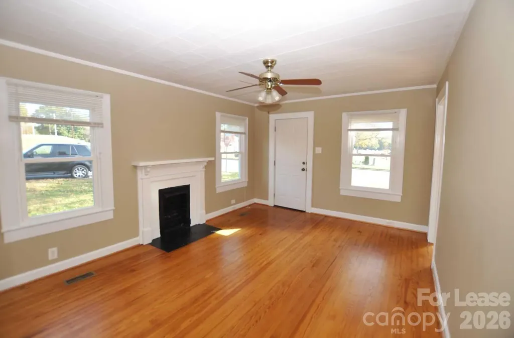 502 S Main Street Belmont NC 28012