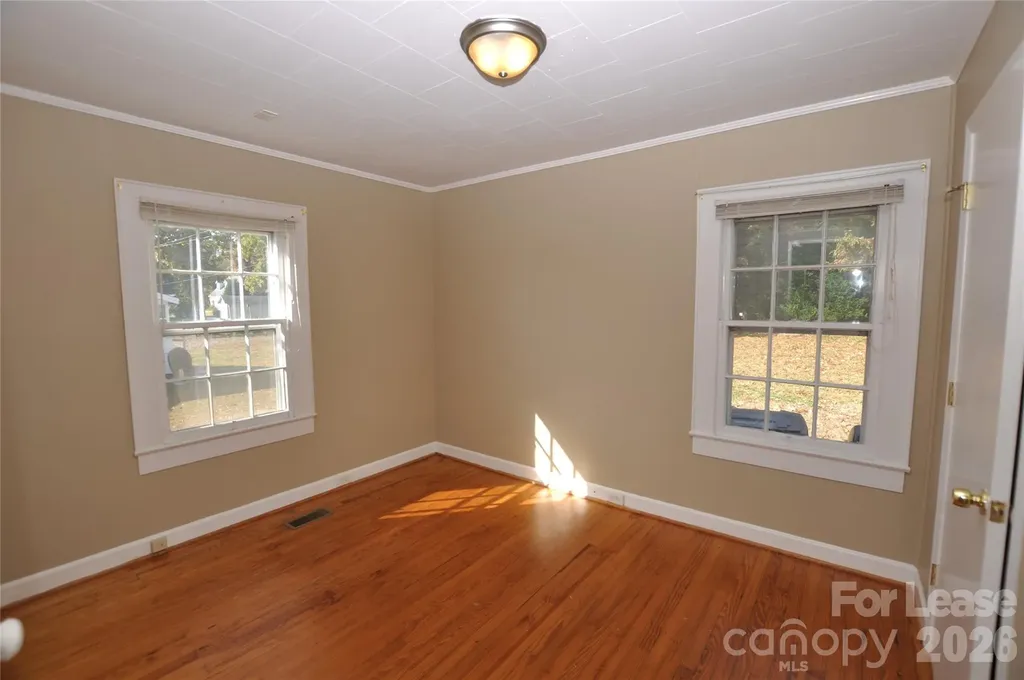 502 S Main Street Belmont NC 28012