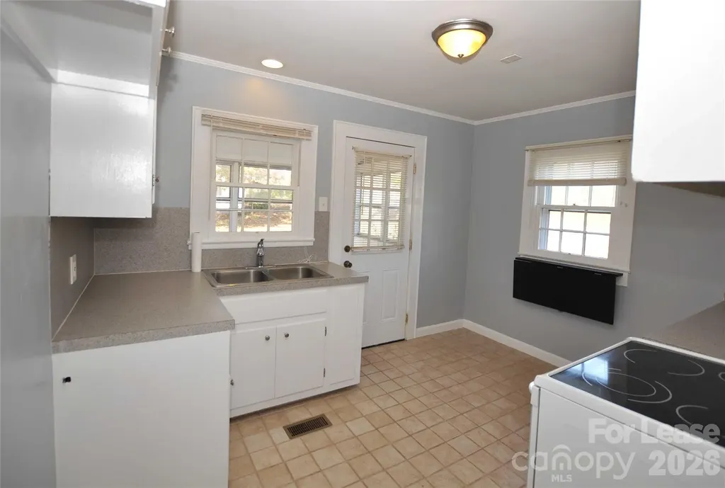 502 S Main Street Belmont NC 28012