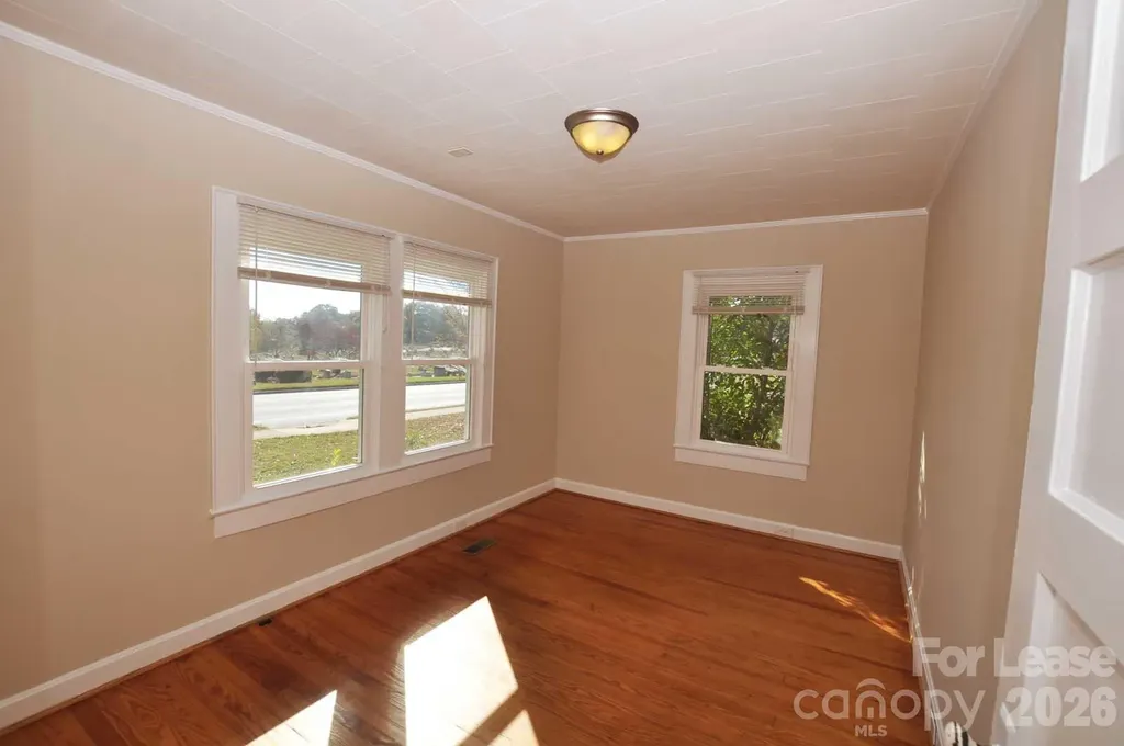 502 S Main Street Belmont NC 28012