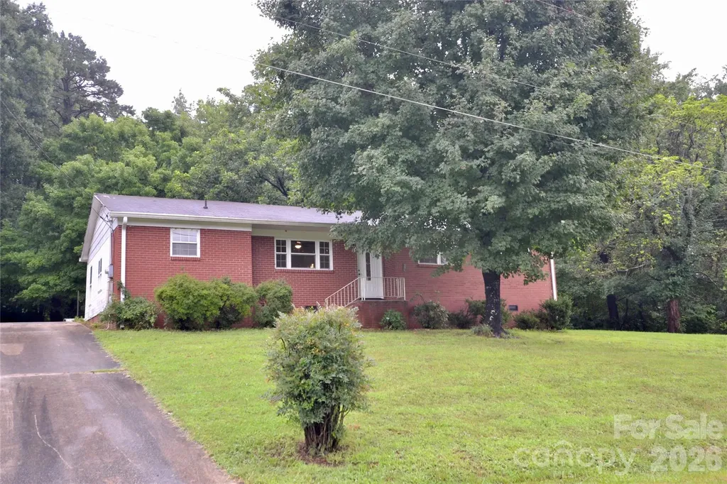 Salisbury NC, 2055 Goodson Road
