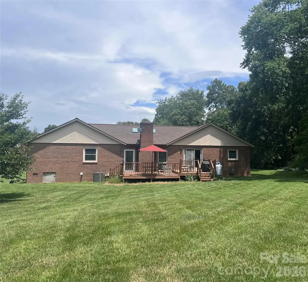 220 Sherwood Drive Taylorsville NC 28681