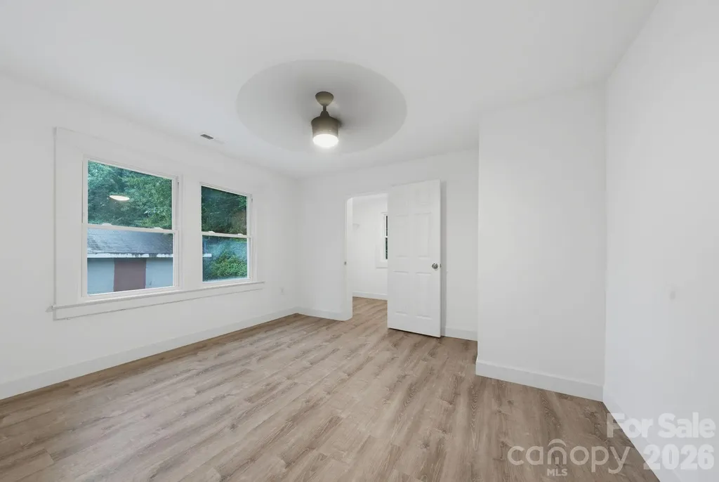 2211 Second Street Gastonia NC 28054