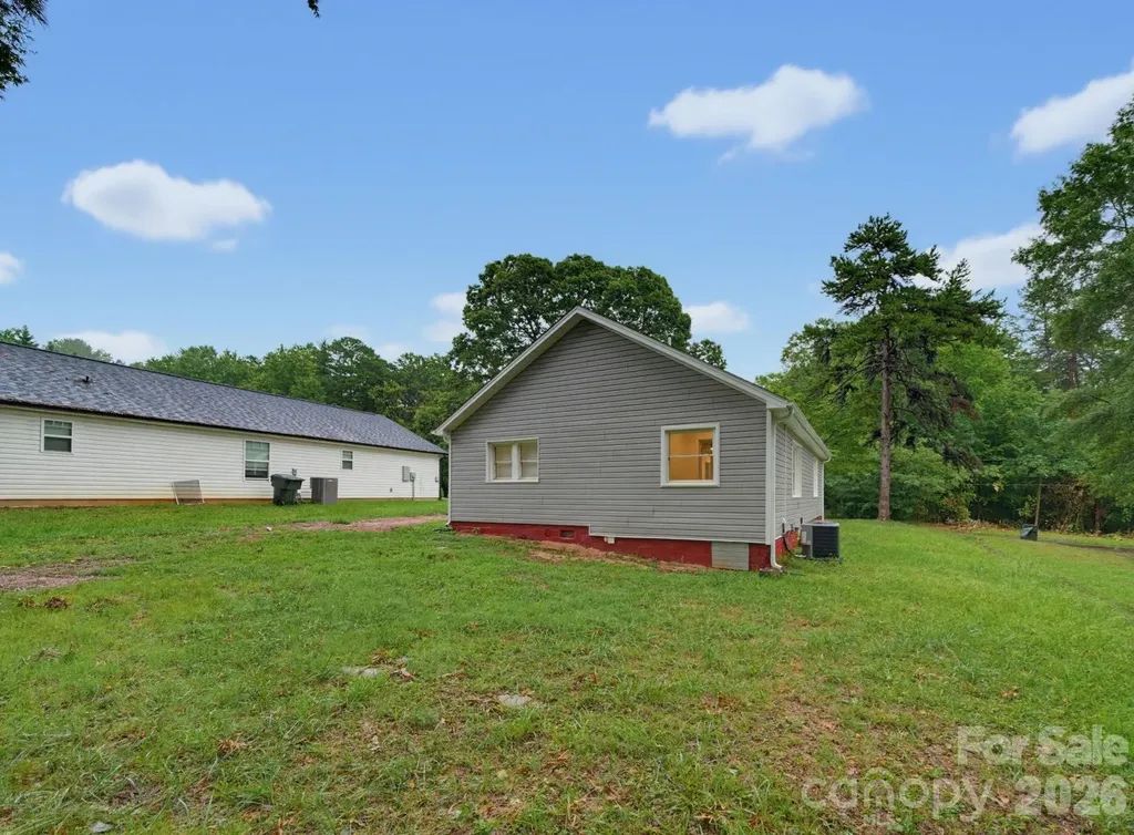 2211 Second Street Gastonia NC 28054