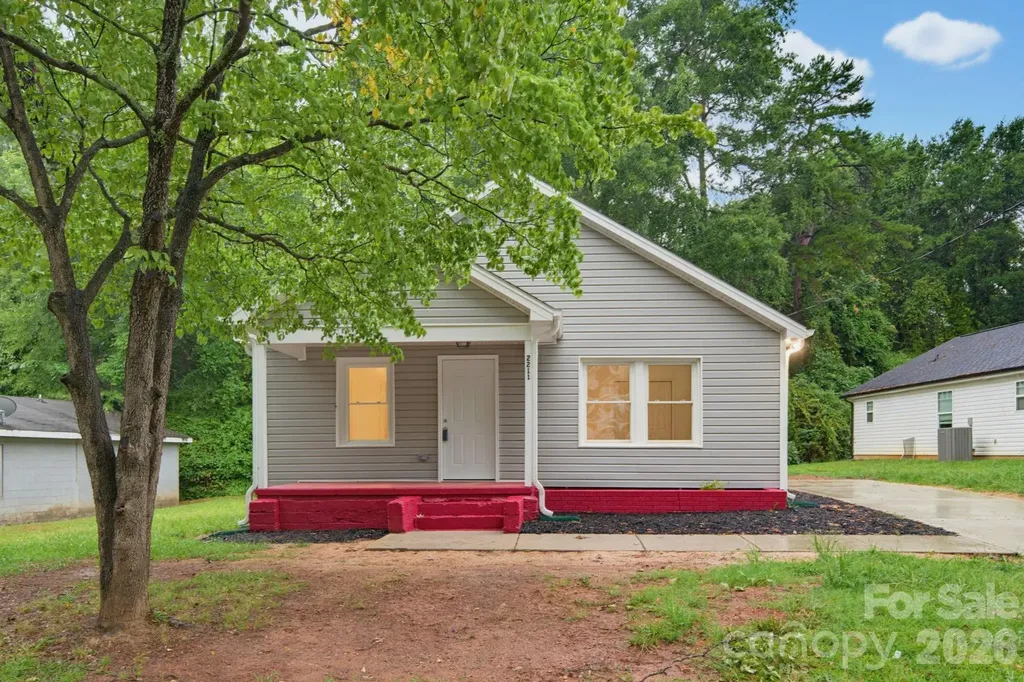 2211 Second Street Gastonia NC 28054