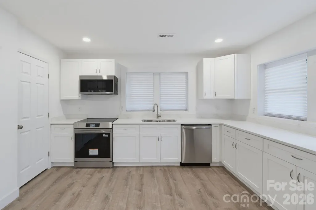 2211 Second Street Gastonia NC 28054