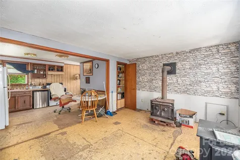 245 Bert Lane Road Brevard NC 28712