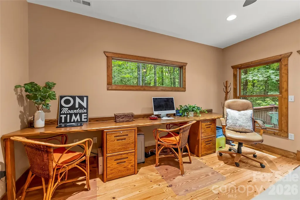 129 Nodatsi Court Brevard NC 28712