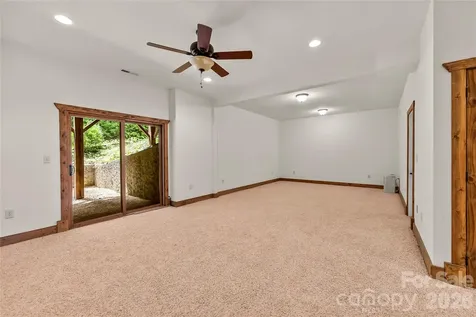 129 Nodatsi Court Brevard NC 28712